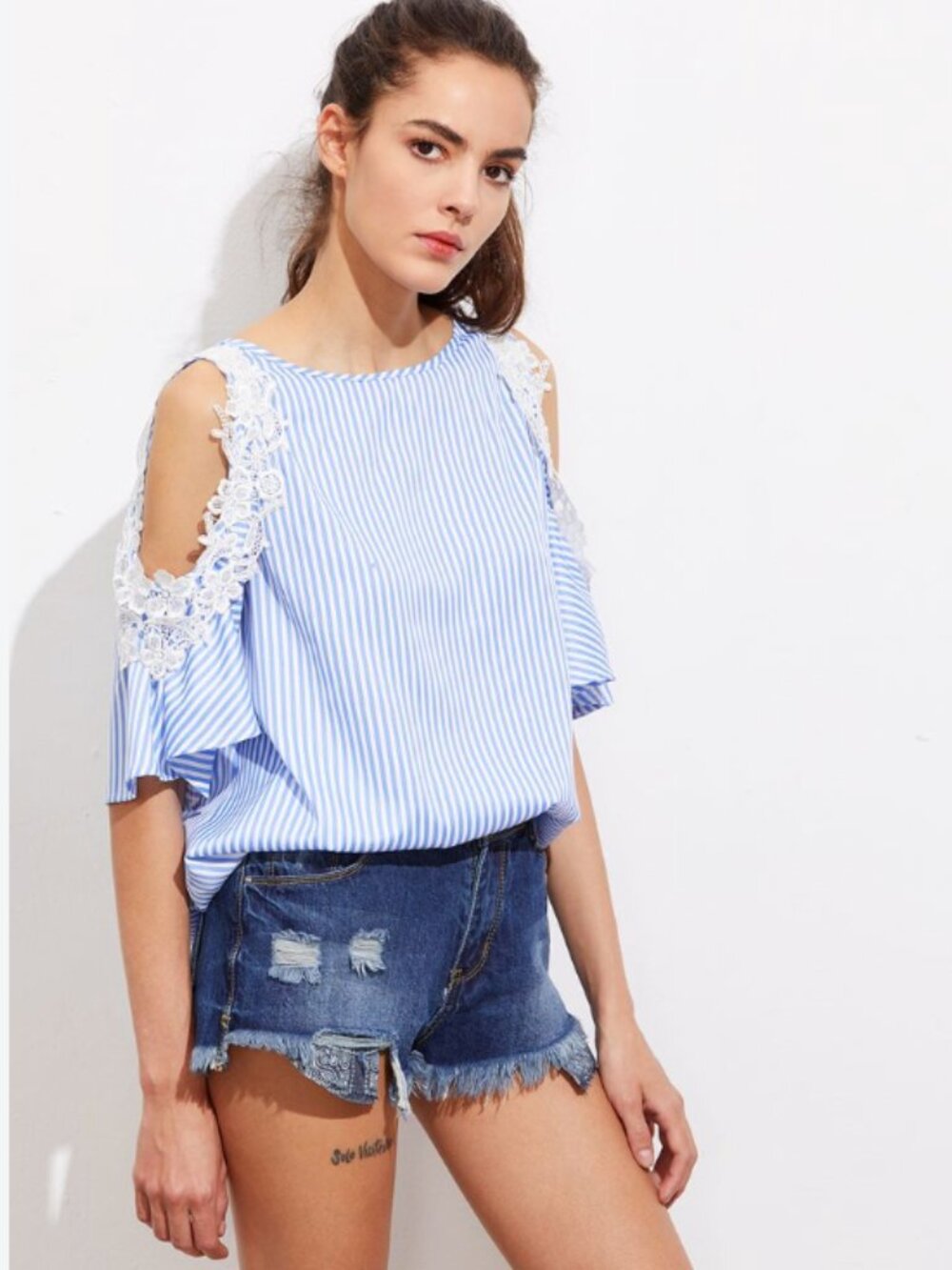 Boutique Blue & White Stripe Lace Cold Shoulder Short Sleeve Blouse XS